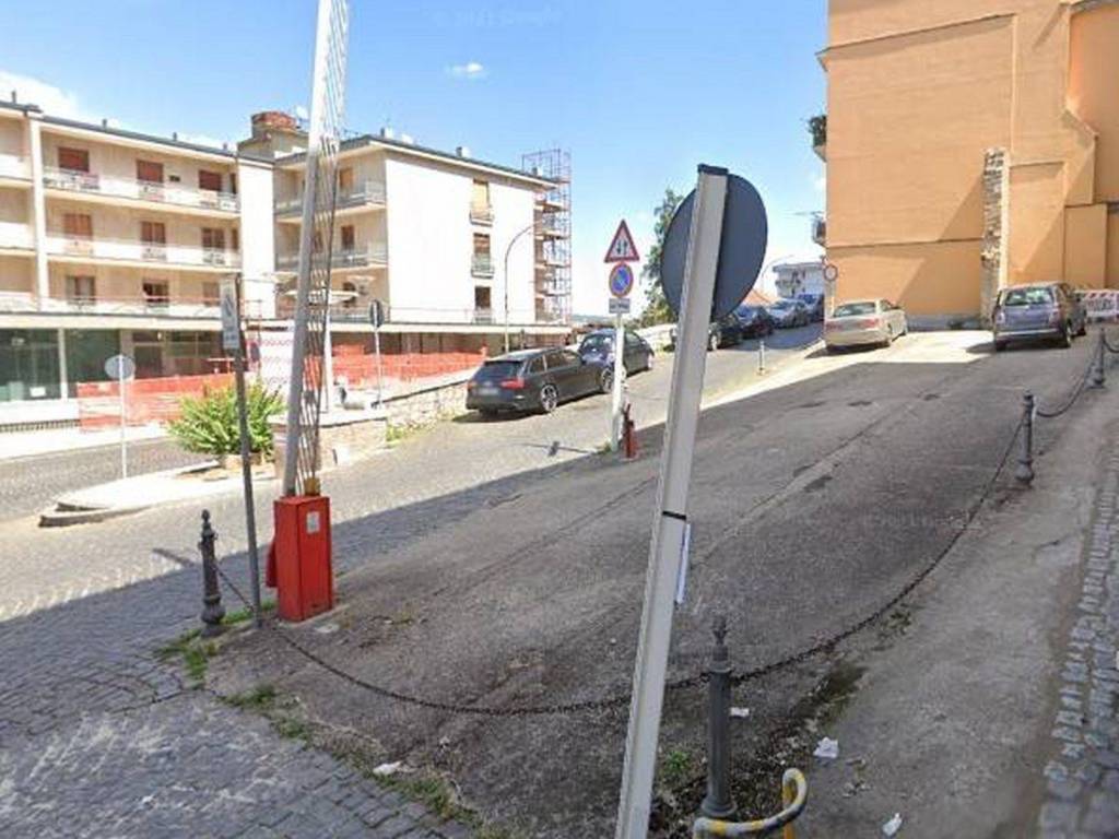Posto auto - moto via damaso, centro storico, benevento