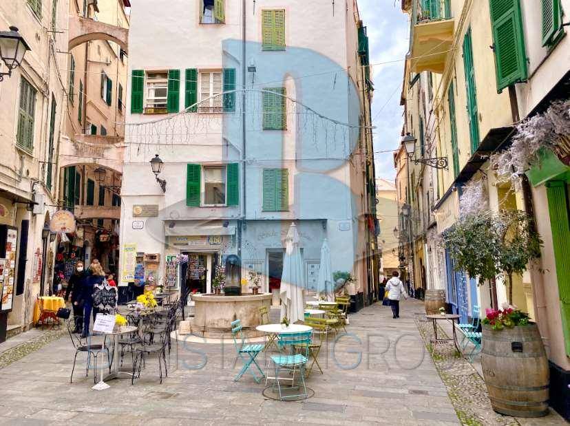 bar in centro di Sanremo