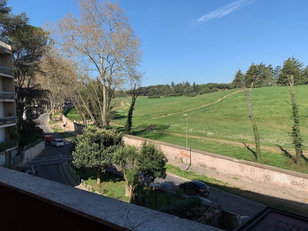 Vendita Appartamento In Via Vitellia 81 Roma Buono Stato Secondo 
