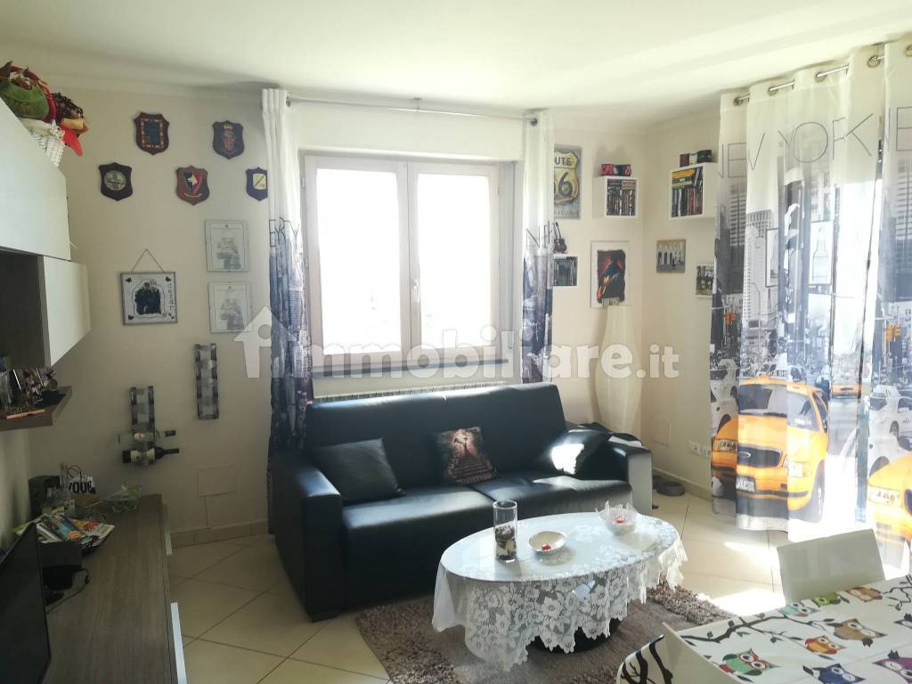 Vendita Appartamento Cascina. Quadrilocale in via