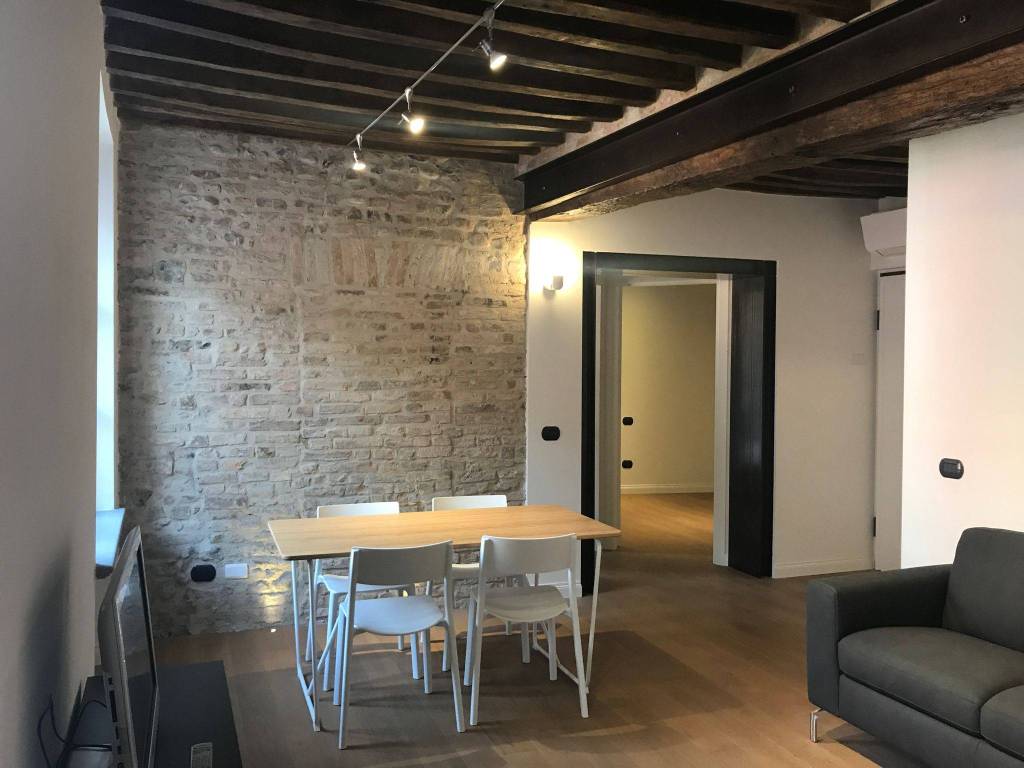 Vendita Appartamento Parma. Trilocale in del