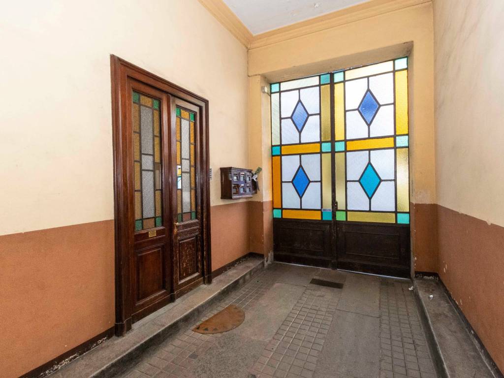 Sale Apartment Turin. 3room flat in via Sassari. Good condition