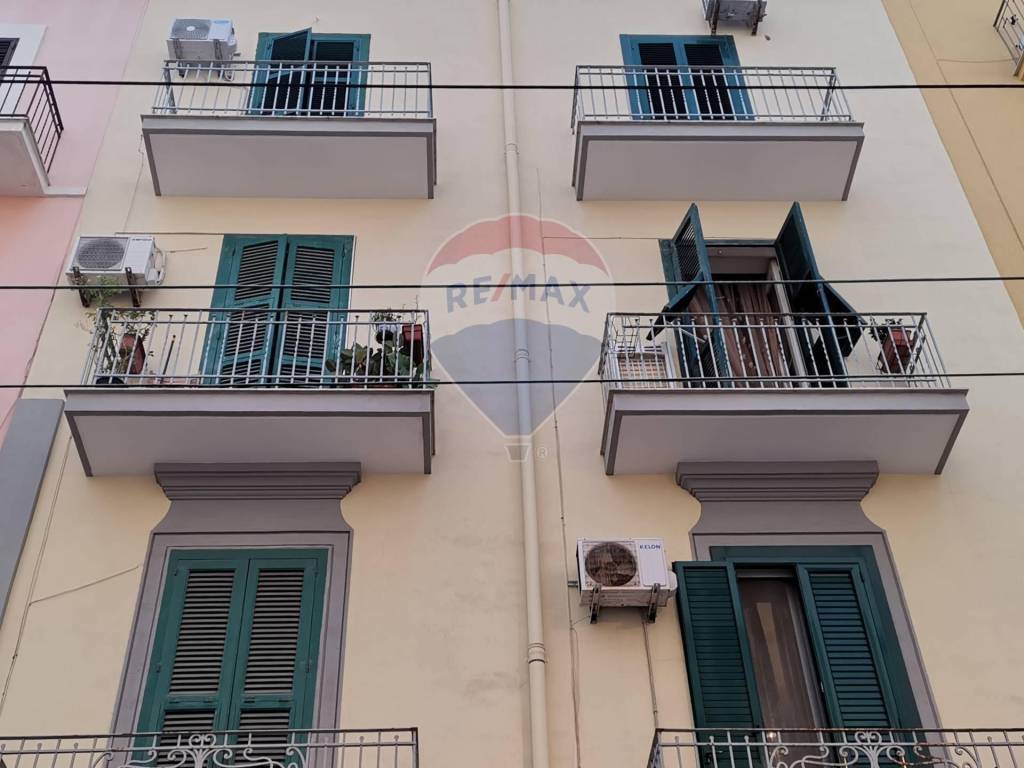 Sale Apartment Bari. 2room flat in via Dalmazia 103. Good condition