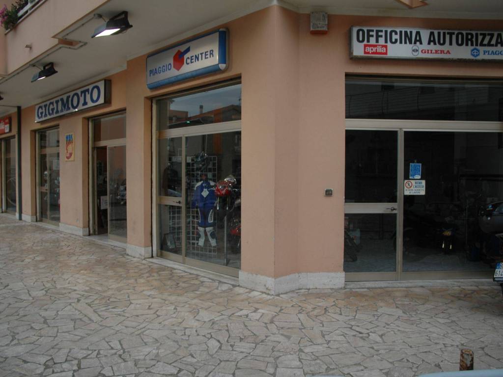 Locale commerciale via nazionale adriatica sud 538, centro, francavilla al mare