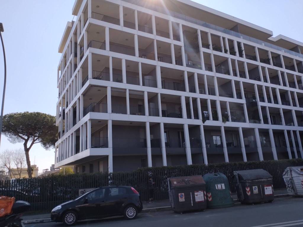 Vendita Appartamento Roma. Trilocale in via del Porto.... Nuovo, piano  rialzato, con terrazza, riscaldamento autonomo, rif. 94265432