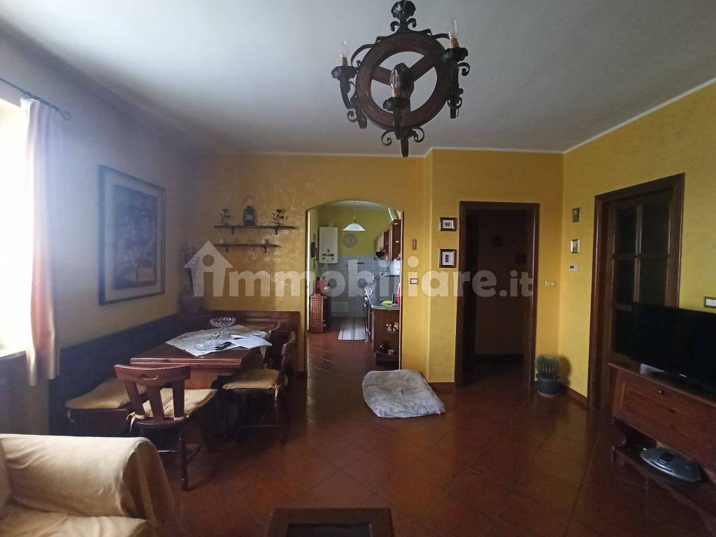 soggiorno 1° alloggio