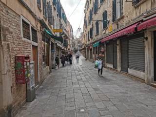 calle dei boteri (2)