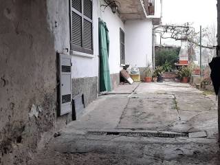 PONTE LAMBRO - Casa indipendente