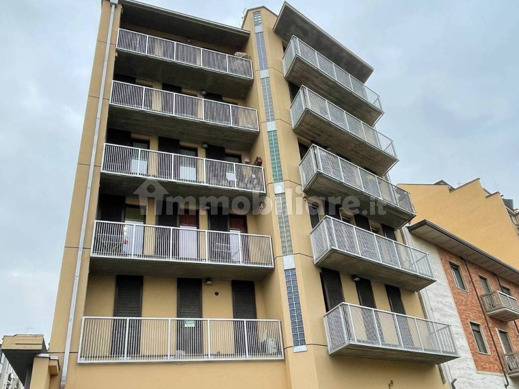 Vendita Appartamento Torino. Bilocale in Strada della.... Nuovo, primo  piano, con balcone, riscaldamento autonomo, rif. 94489588