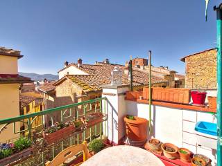 Houses for sale in Via Pescioni, Arezzo Immobiliare.it