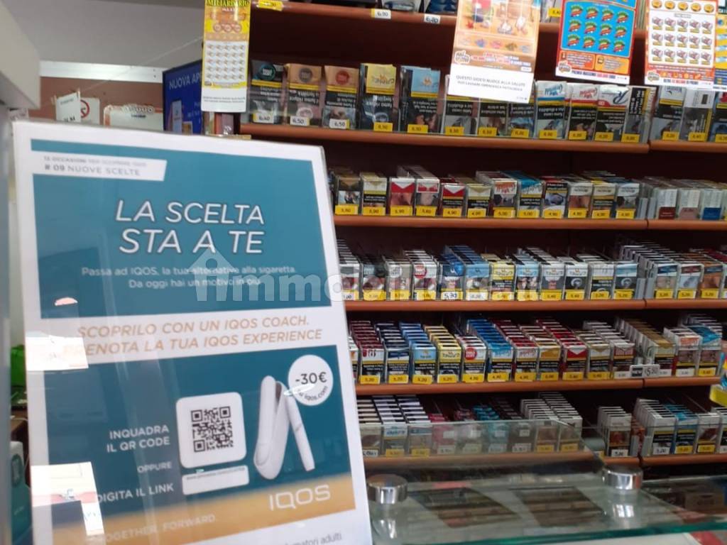 Tabaccheria via Isocorte 1C, Genova, rif. 94579328 Immobiliare.it