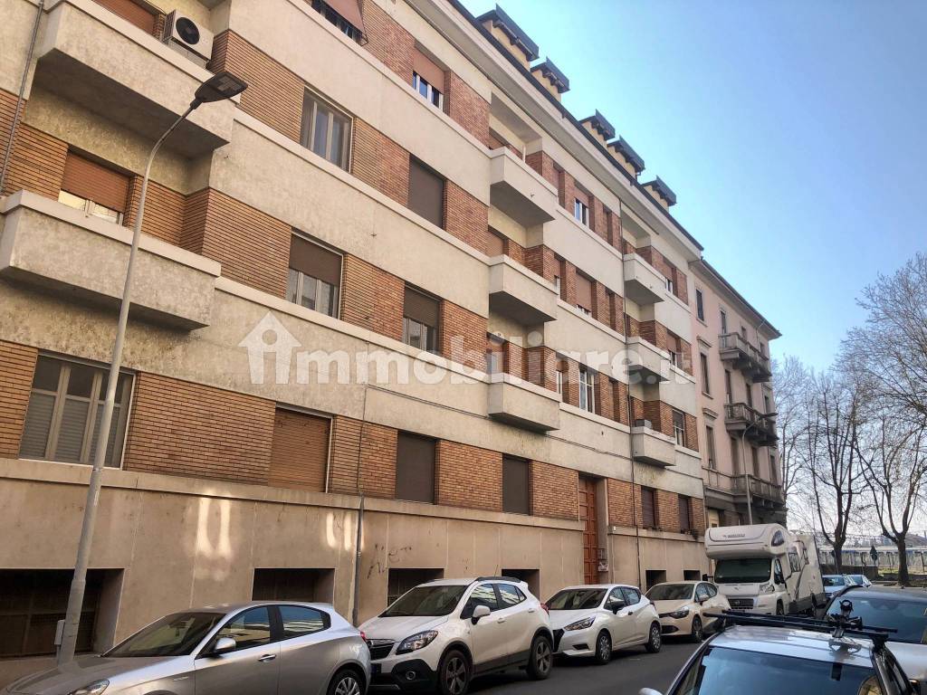 Vendita Appartamento Alessandria. Trilocale in via Galileo Ferraris ...