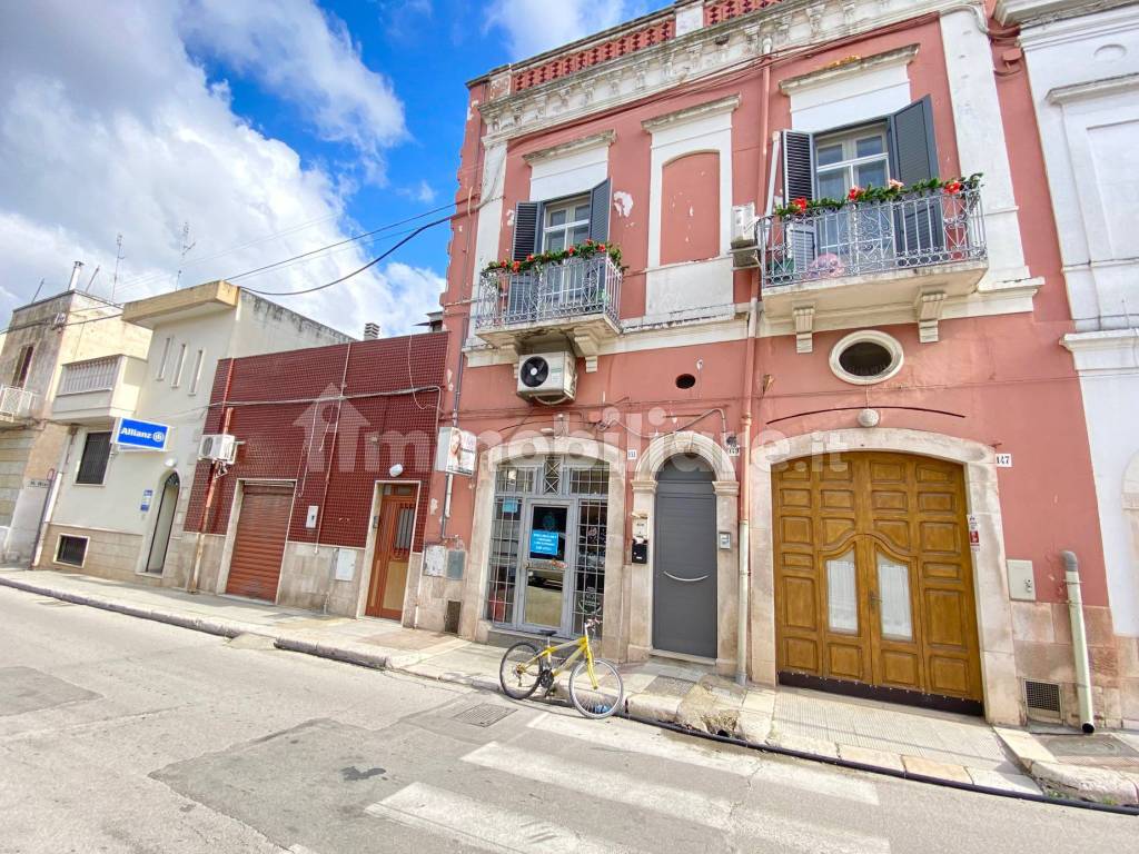 Sale Apartment Valenzano. 2room flat in via Bari. To be refurbished