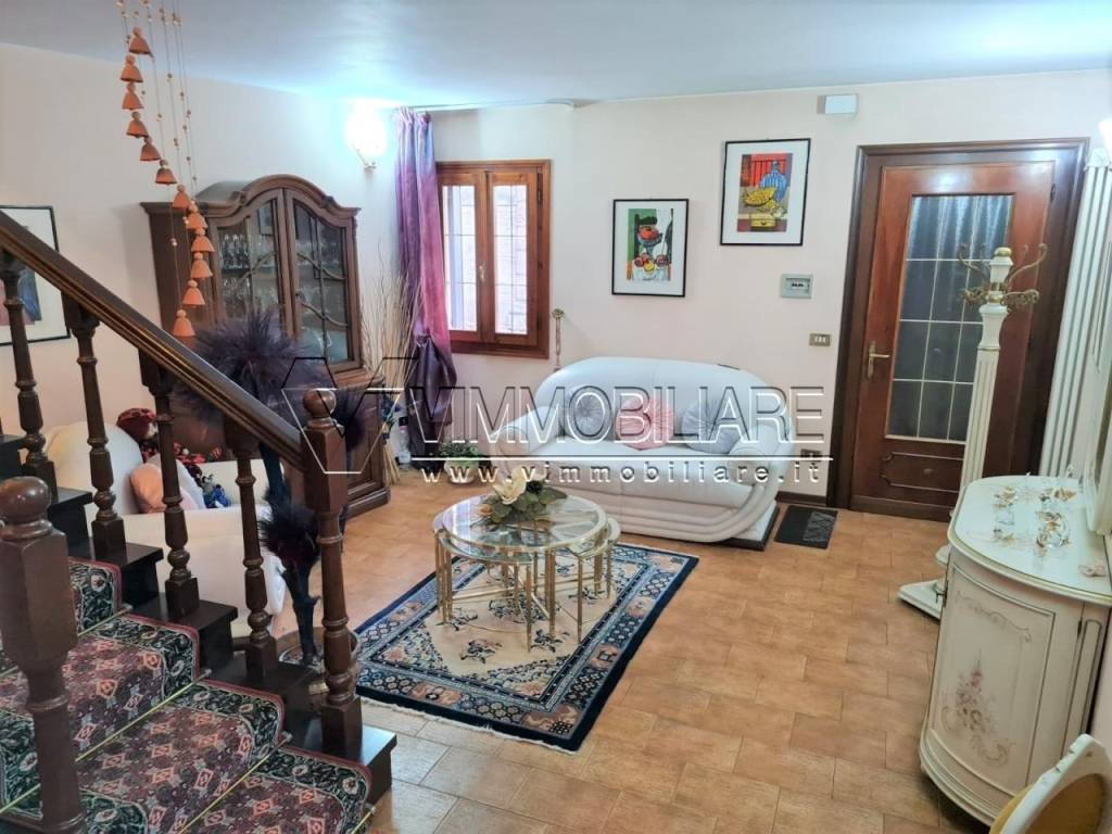 Sale Terraced house in via Masotto Noventa Vicentina. Good condition ...