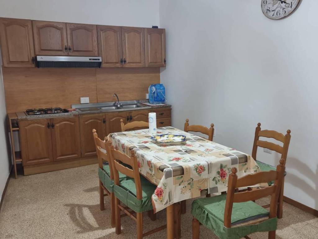 Bilocale via santantonio 14, vezzara, conca della campania
