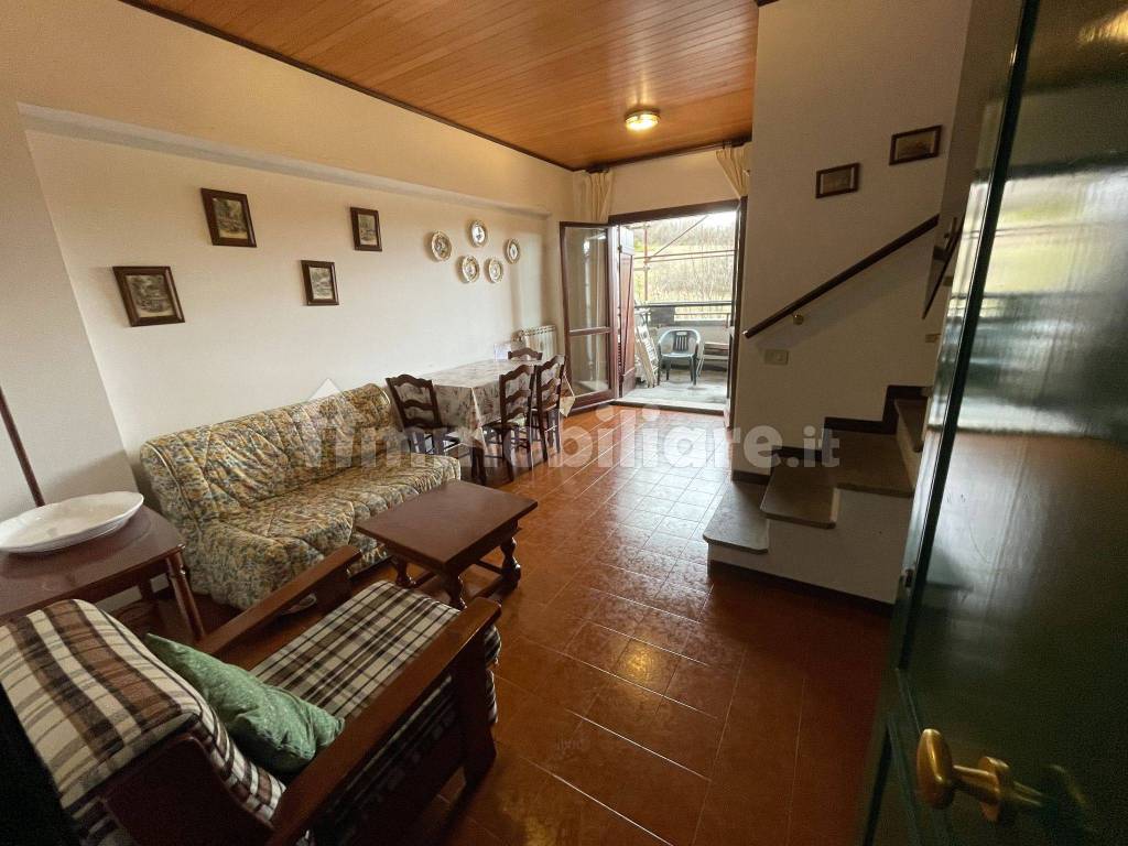 Affitto Appartamento in via Antonio del Fante. Rocca di Mezzo, rif. 94385990 Affitto Appartamento in via Antonio del Fante. Rocca di Mezzo, rif. 94385990