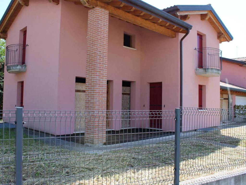 Vendita Villa bifamiliare Bassano del Grappa. Nuova, 288 m², rif. 95122836