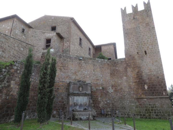 palazzo vendita giardino tuscania