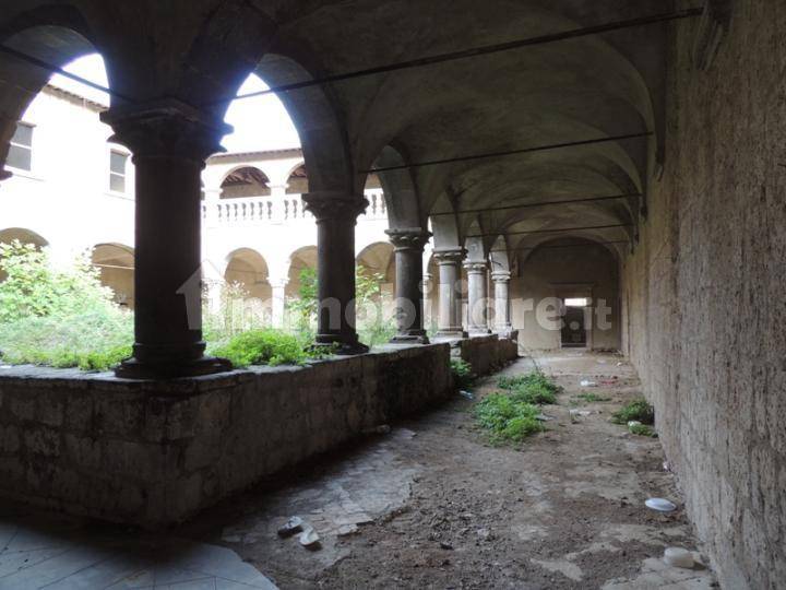 palazzo vendita giardino tuscania