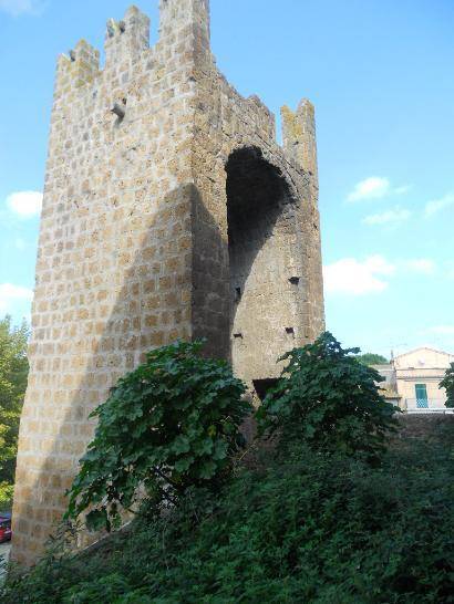 palazzo vendita giardino tuscania