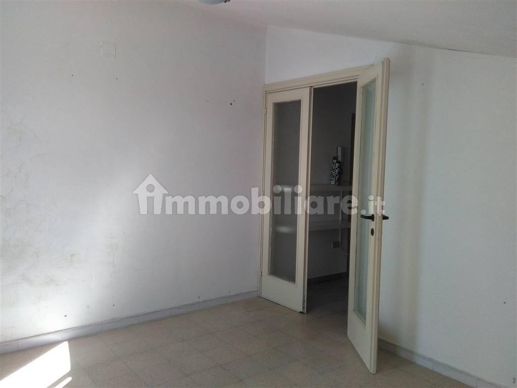 APPARTAMENTO VENDE ZONA CENTRALE TUSCANIA