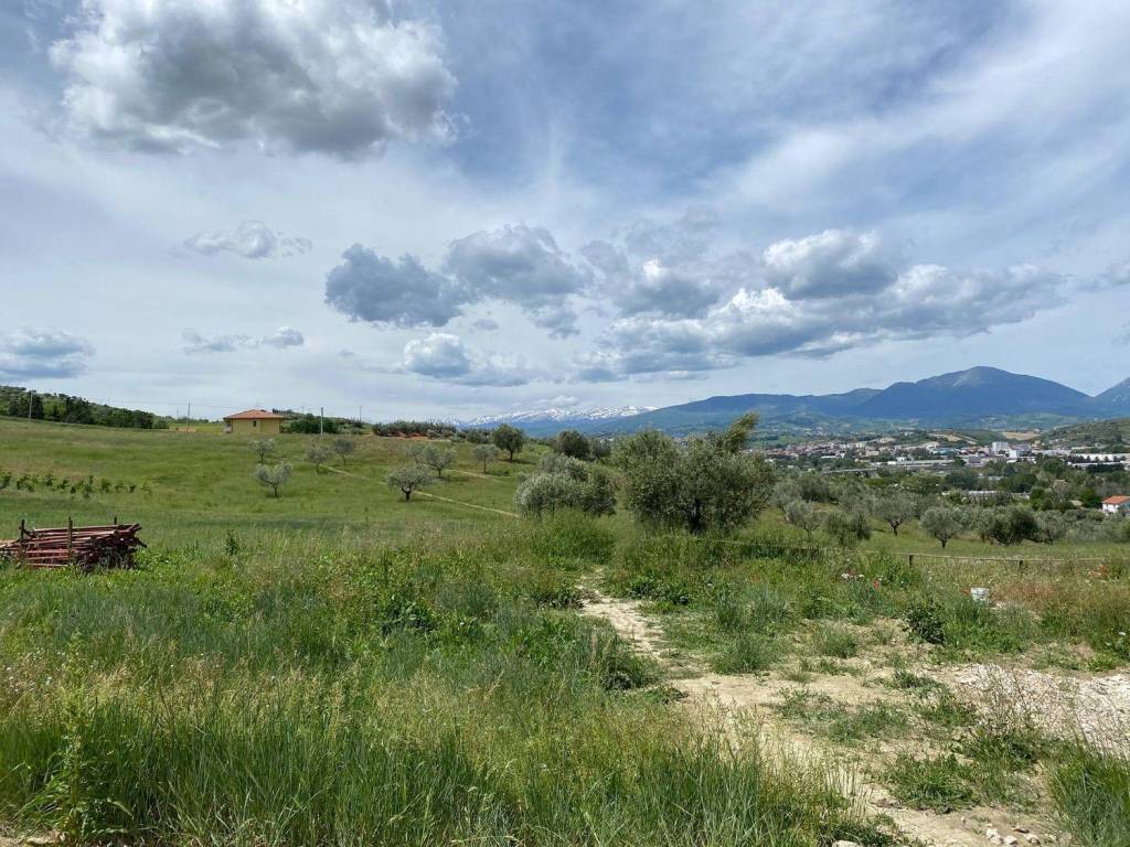 Terreno edificabile via buzzati, casemolino, castellalto
