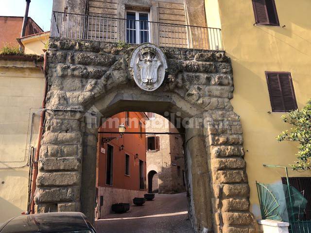 porta Borgo