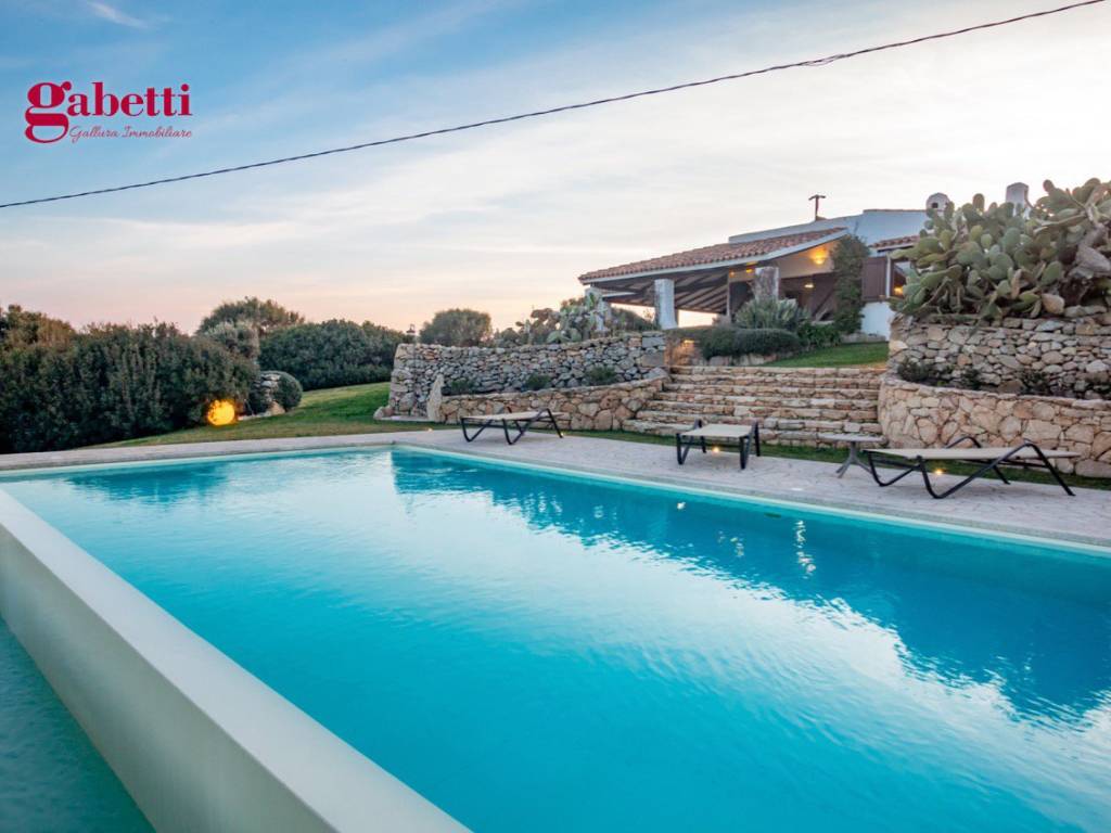 Lussuosa villa con piscina Vista mare