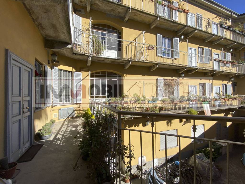 Vendita Appartamento Milano. Trilocale in via Carlo Farini 48. Ottimo  stato, primo piano, balcone, riscaldamento autonomo, rif. 95333006
