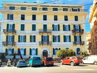 Foto - Appartamento ottimo stato, piano rialzato, Porto Vecchio, Sanremo