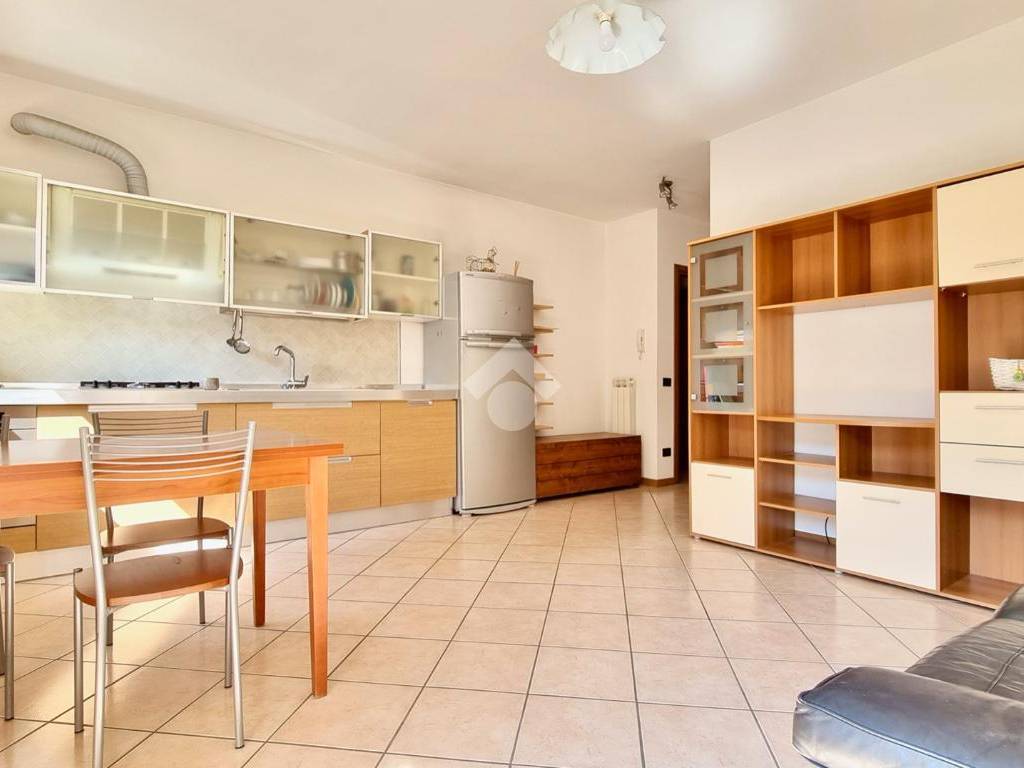 Sale Apartment Padua. 2room flat in via Vincenzo Pinelli. Good