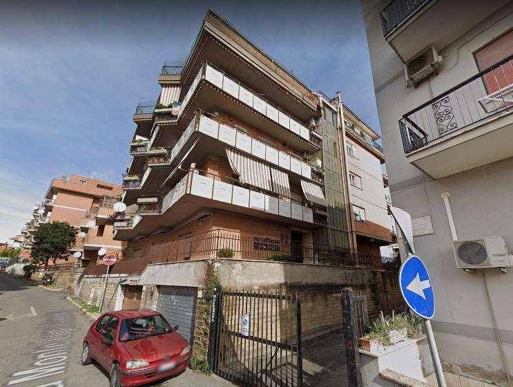 palazzo - stabile all'asta via Montelupo Fiorentino, 94, Roma, rif.  95499832 - Immobiliare.it