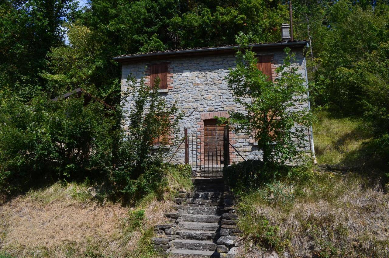 Villa plurifamiliare via Sole di Sopra, Sole Sopra, Vetto
