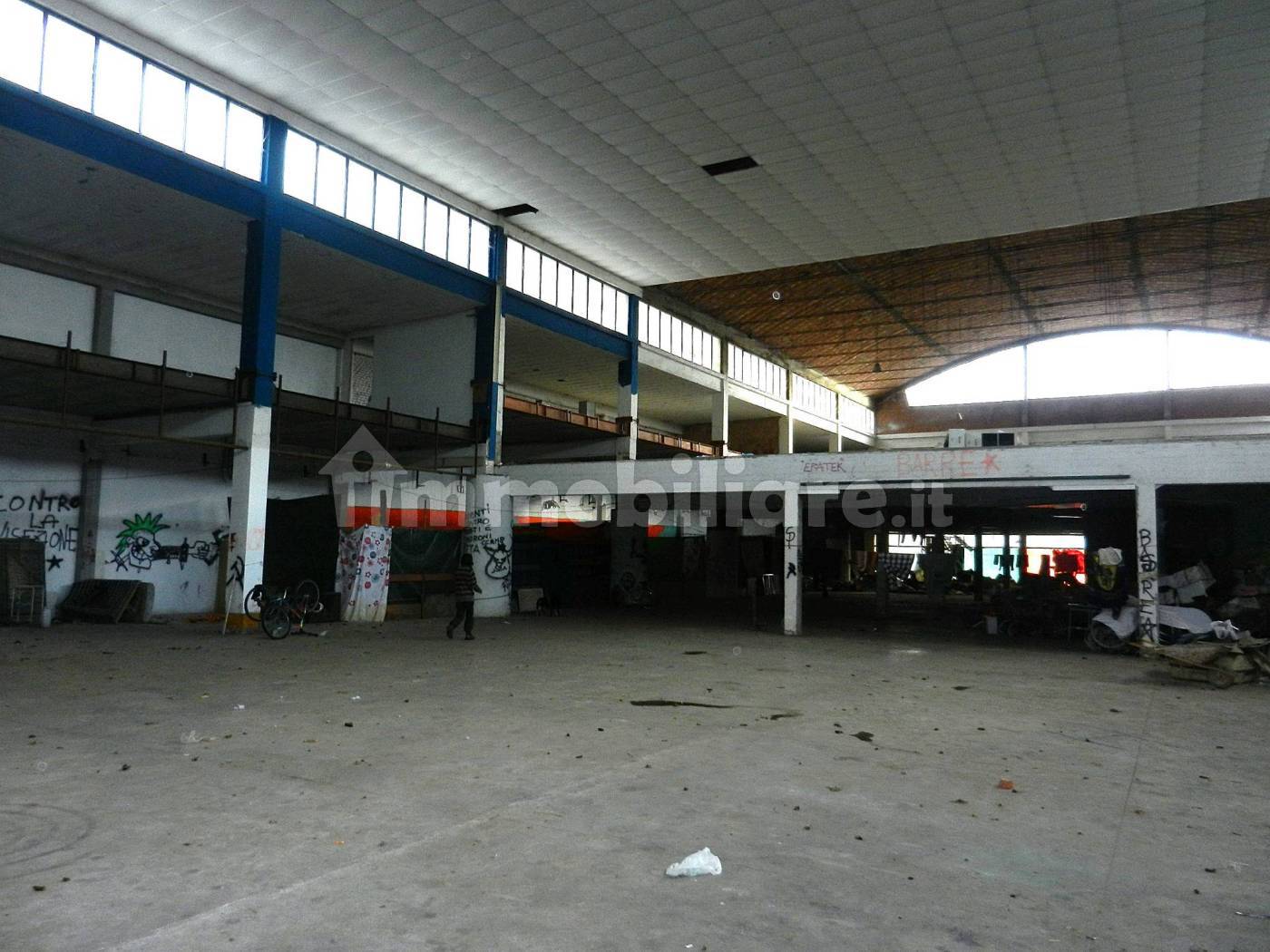 Palazzo - Edificio in vendita a Pisa