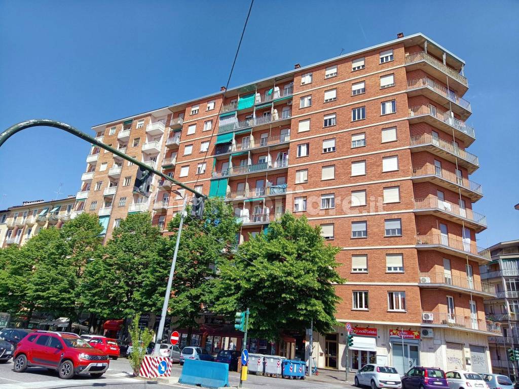 Sale Apartment in piazza Bengasi. Turin. Good condition, seventh floor ...