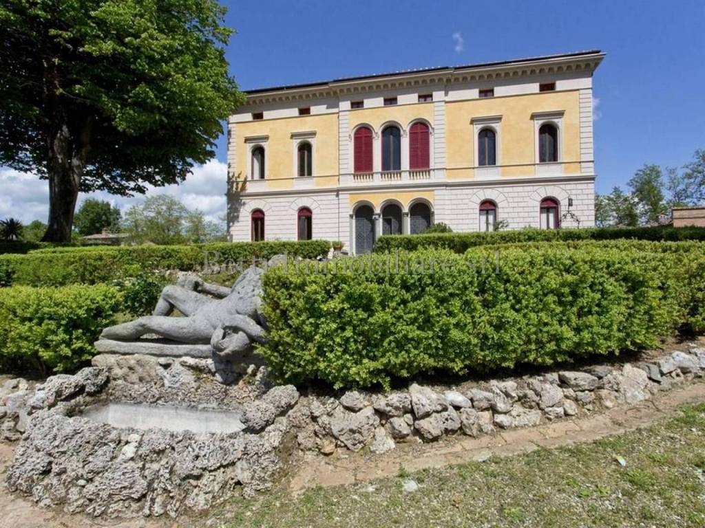 Siena, villa liberty