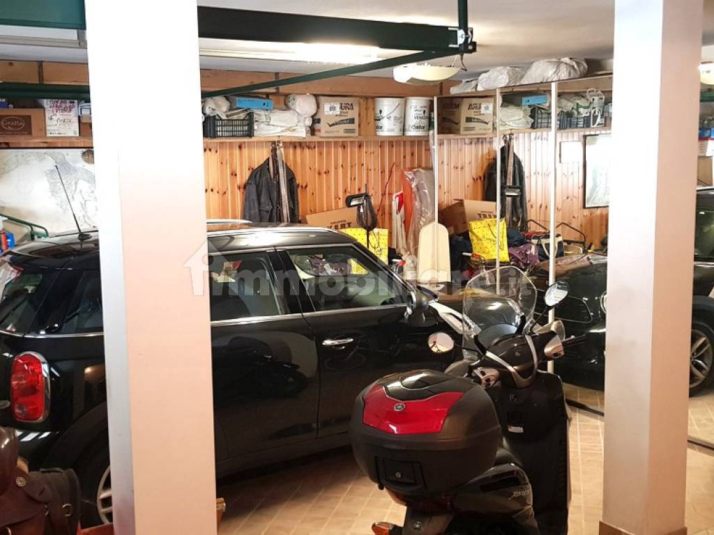 Garage doppio