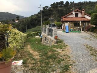 Foto - Vendita villa con giardino, Soldano, Riviera dei Fiori