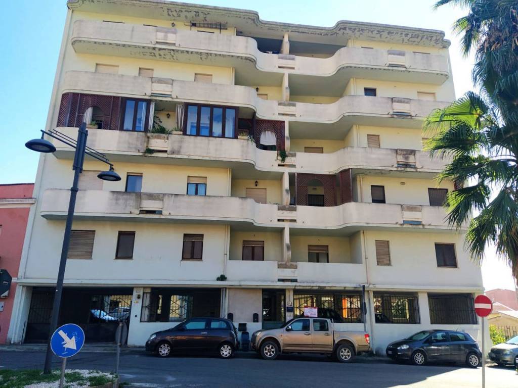 Vendita Appartamento Iglesias. Monolocale in via Grazia Deledda 1. Piano  terra, rif. 96044482