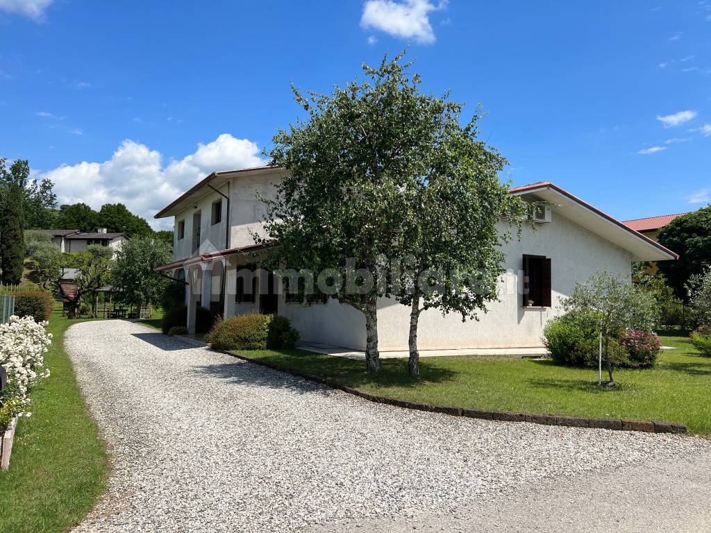 Vendita Villa unifamiliare in viale Asiago 147 Bassano del Grappa