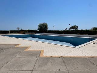 Piscina condominiale