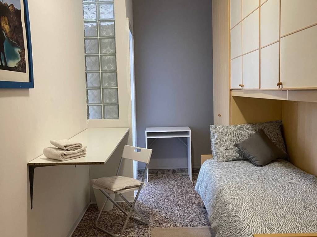 Stanza singola via giuseppe di vittorio 4, mirandola