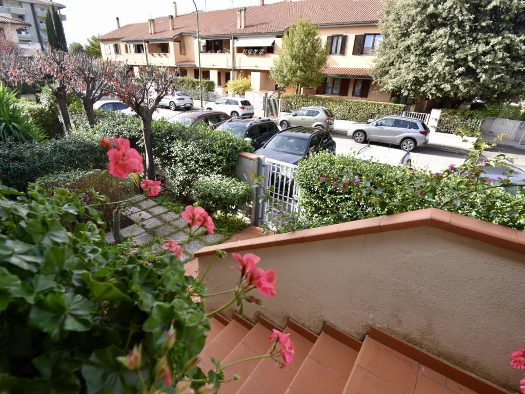 Villa bifamiliare via stato d'israele, cittadella - ospedale, grosseto