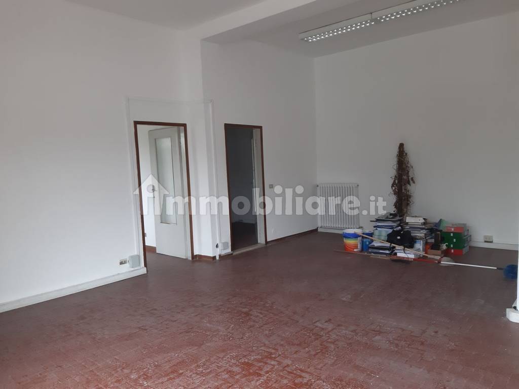 Office Rent, Lurago d'Erba, ref. 96378806 - Immobiliare.it