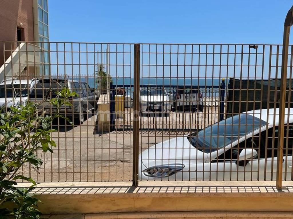 Sale Apartment Nettuno. 2room flat in via Eolo 19. Excellent condition