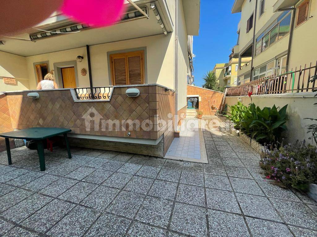 24-Cortile Angolare