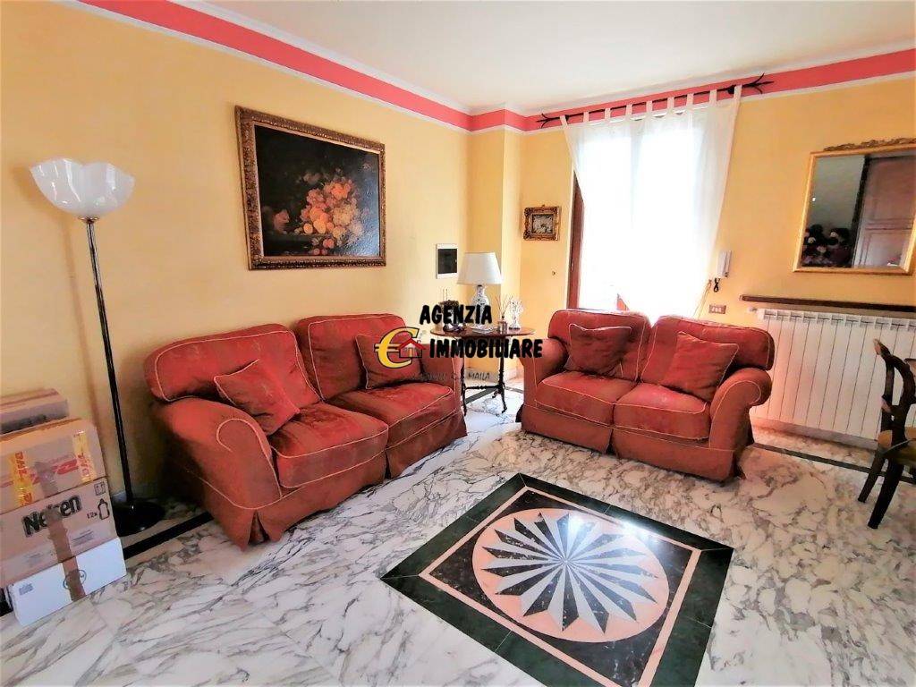 Villa unifamiliare, ottimo stato, 270 m², piano di mommio, massarosa