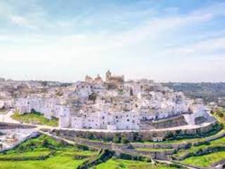 OSTUNI ALTO SALENTO PUGLIA ATTIVITA' COMMERCIALE