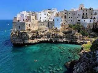 OSTUNI ALTO SALENTO PUGLIA ATTIVITA' COMMERCIALE