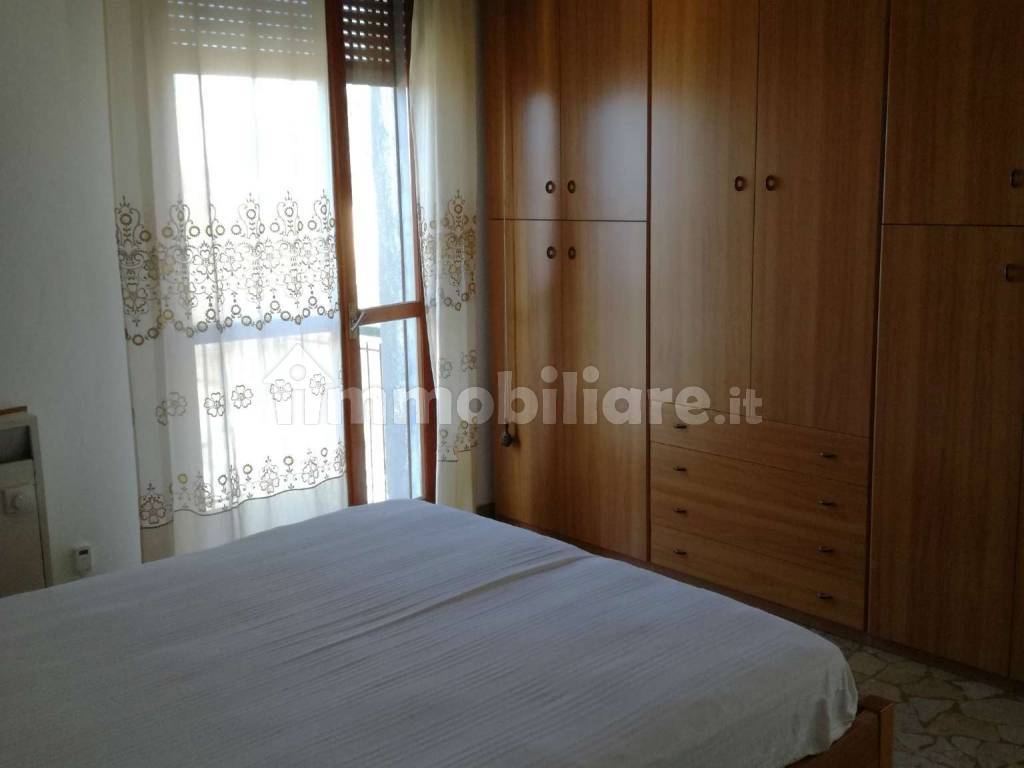 VIA ROMA 2  2° PIANO CAMERA 1